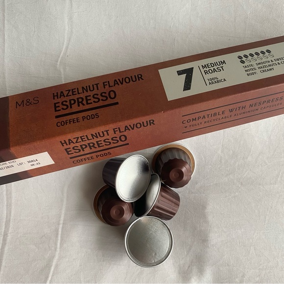 M&S Marks & Spencer Hazelnut Espresso Coffee Pods Nespresso 5 Ct. - Picture 1 of 6